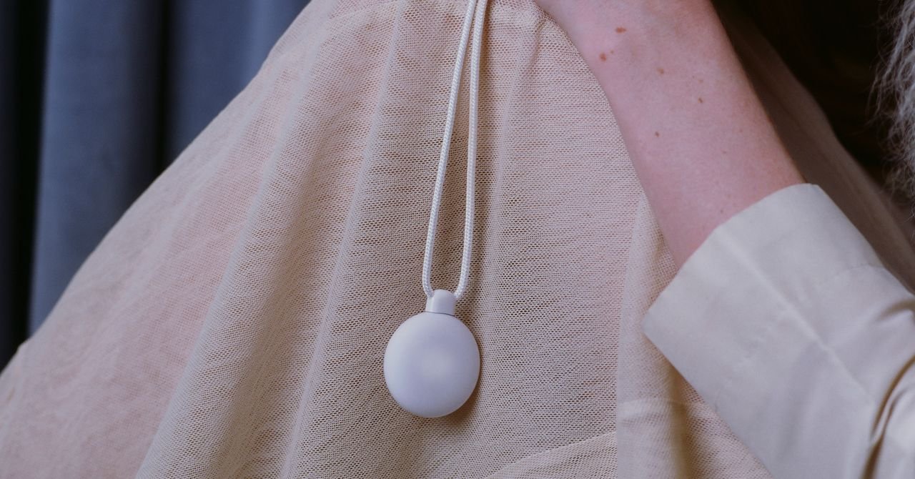 Friend AI pendant review