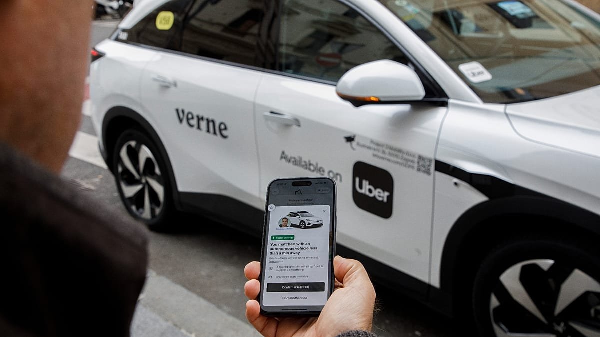 driverless robotaxis testing on streets