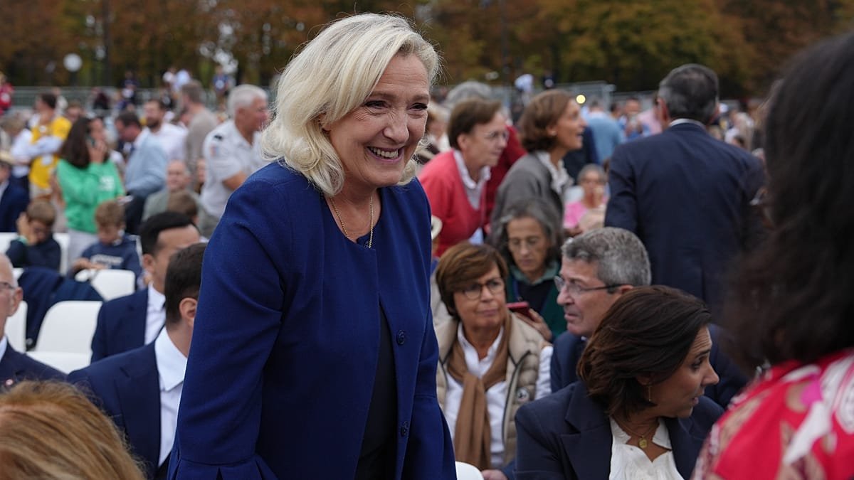 Marine Le Pen speaks about crisis
