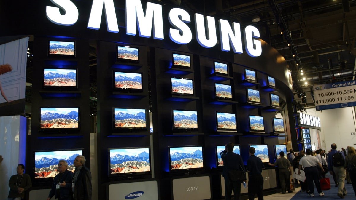Samsung smart TVs living room microphone recording