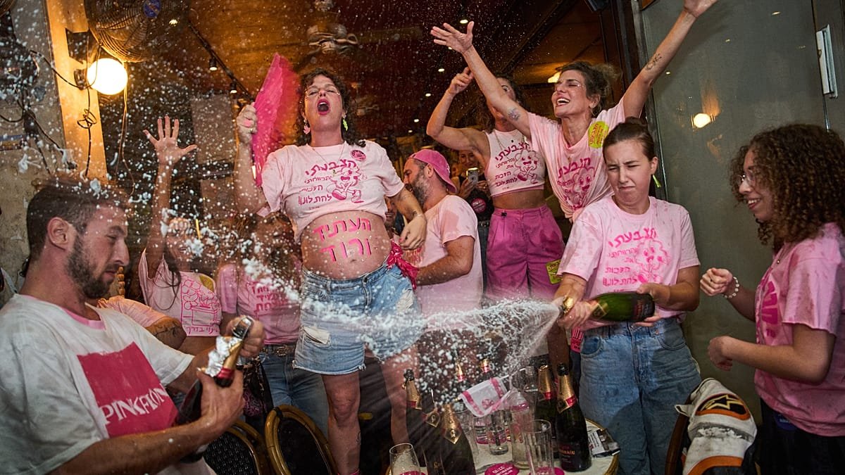 Gadi Eisenkot supporters celebrating exit polls
